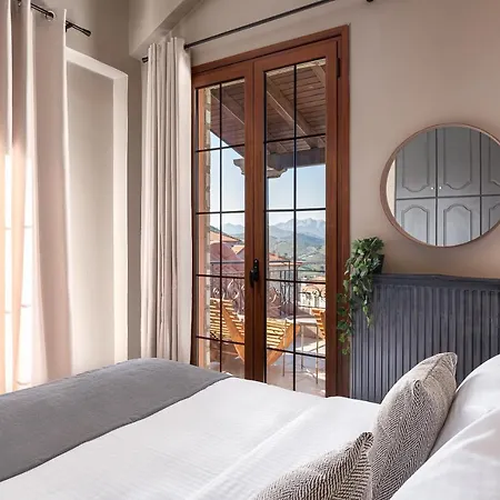 Gm Luxury Kalavryta